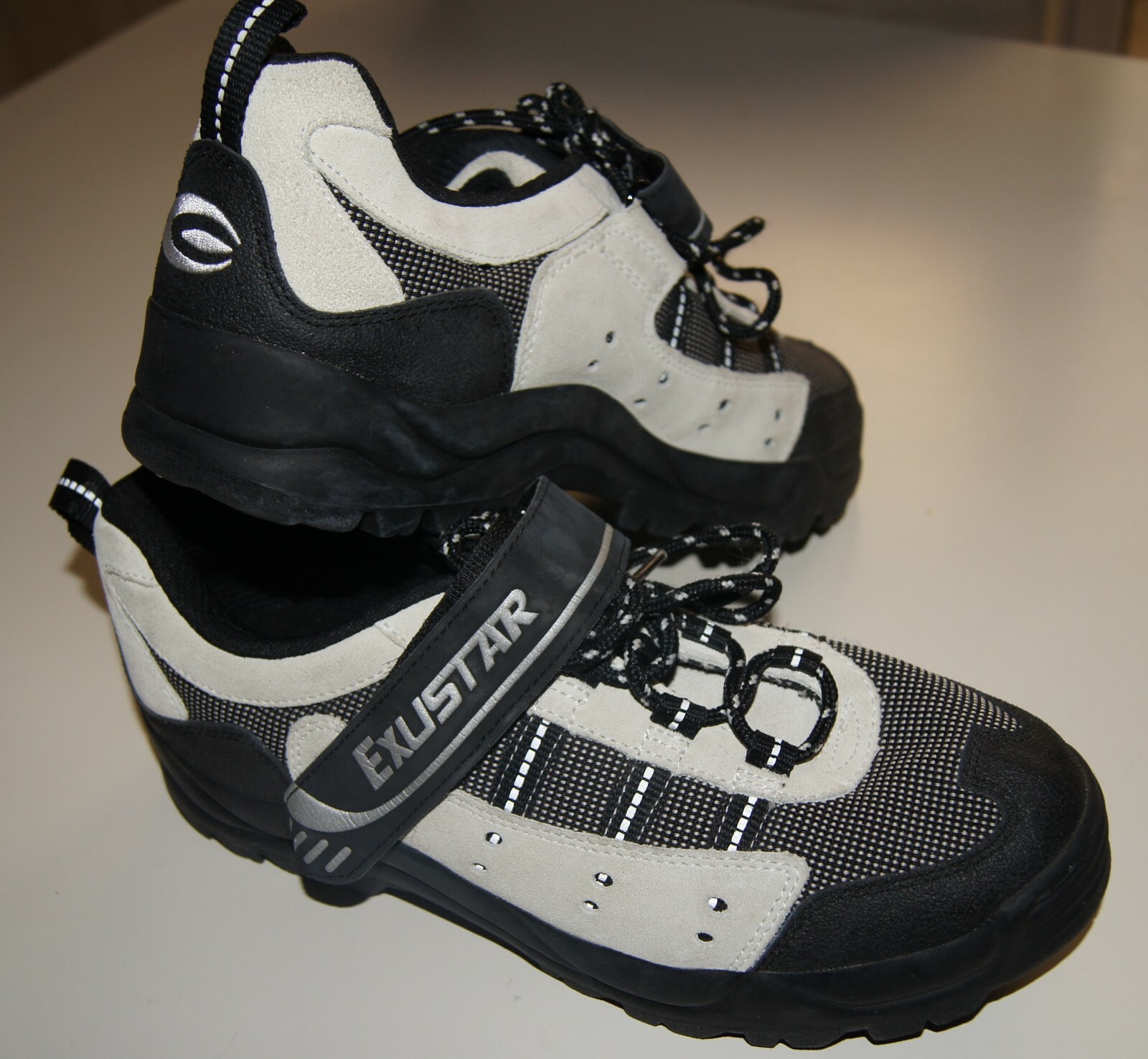 mountain bike shoes uk