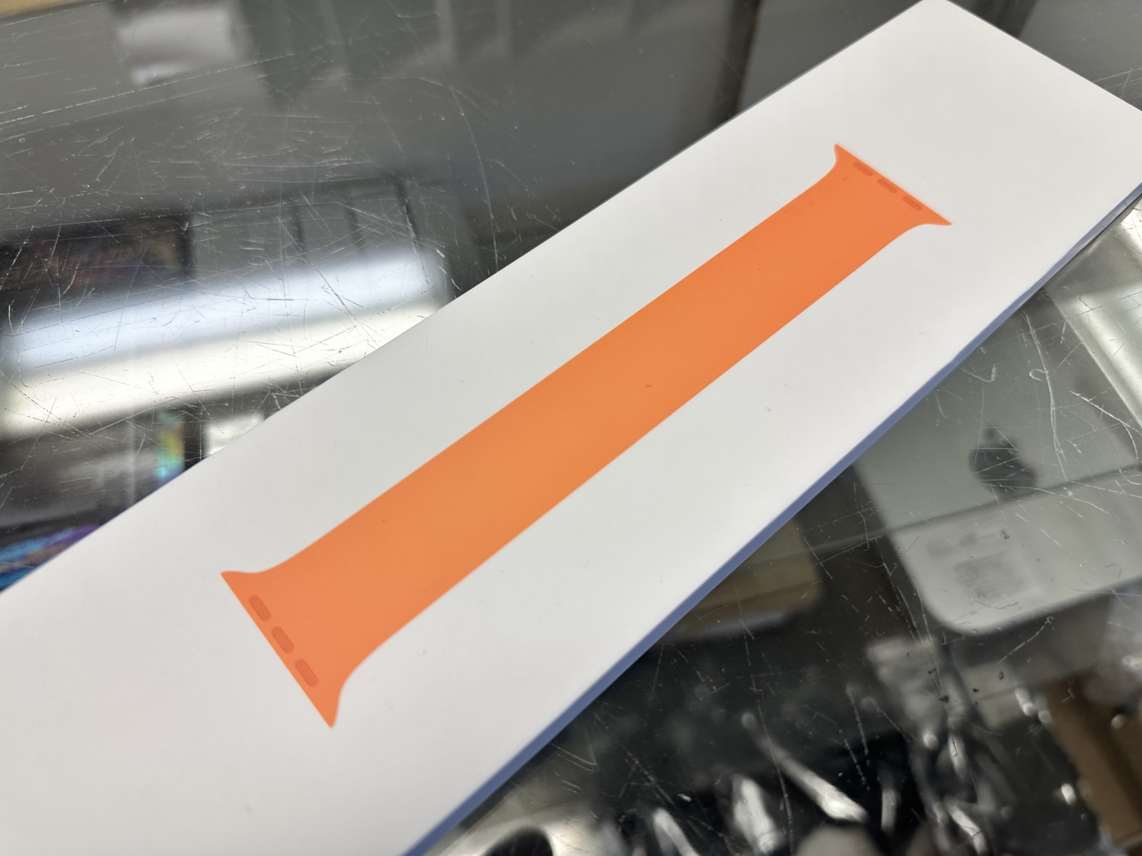 Apple+Solo+Loop+for+Watch+Series+7+-+Marigold%2C+Size+6+%2845mm%29 for ...