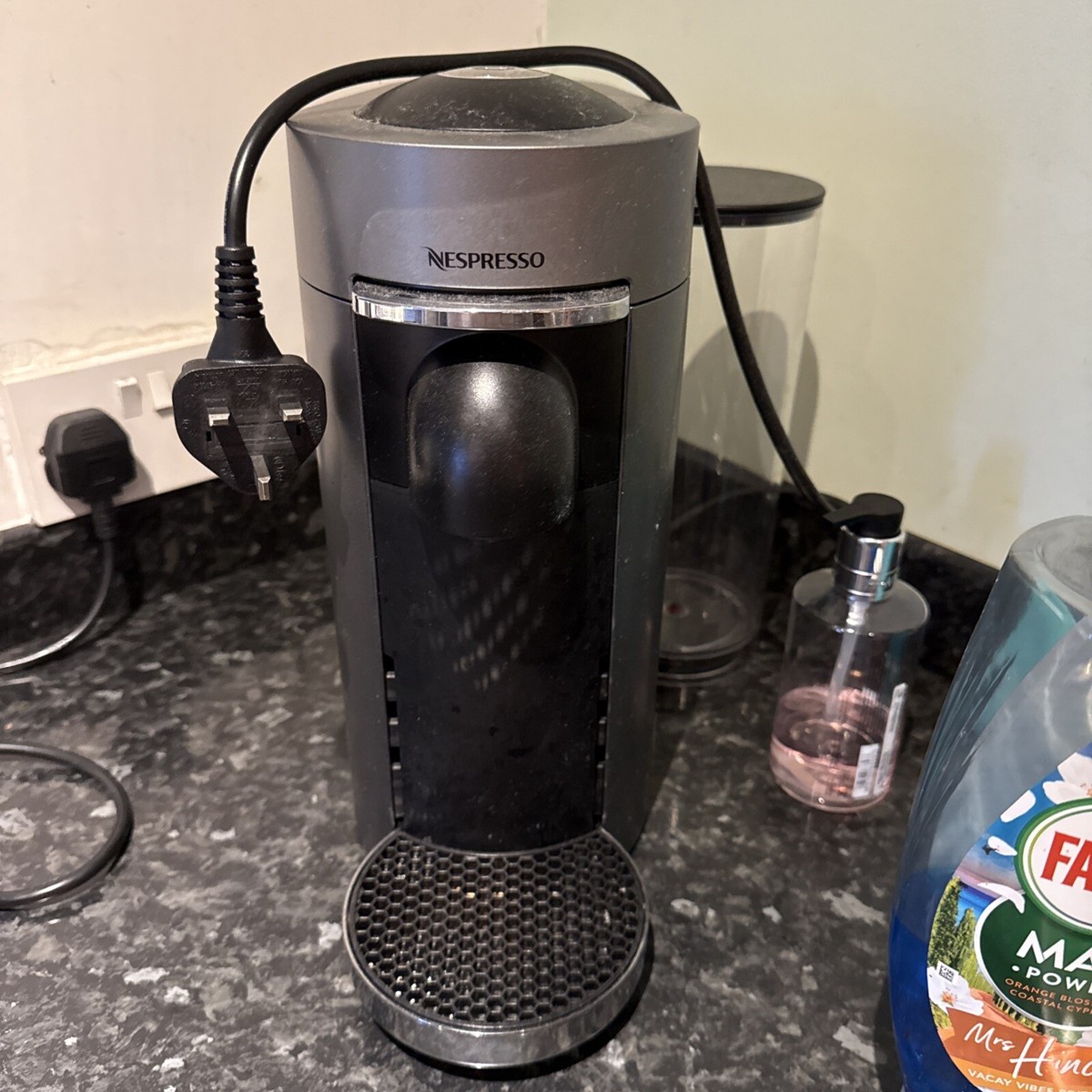 Magimix Nespresso Vertuo Plus M600 Coffee Machine matte cream