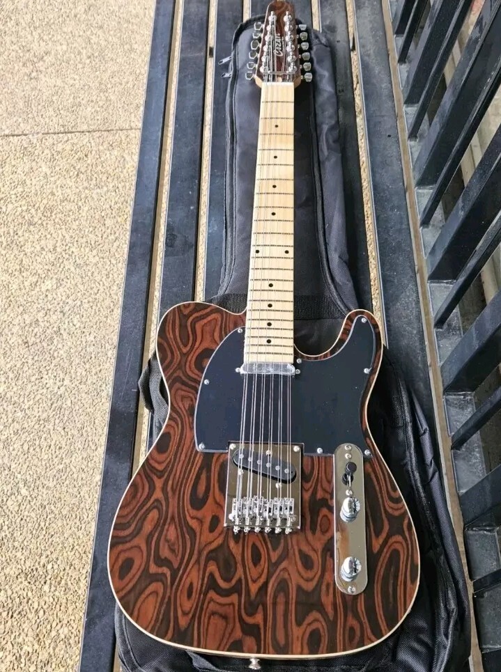 ギター Oracle of Guitars Burl Maple Spalted Maple Headless Epoch - Acer Guitars