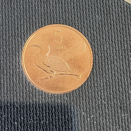 1976 Republic of Botswana | First Coinage | 6 Coin Proof Set - Picture 7 of 12
