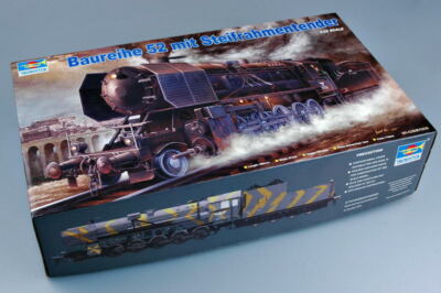 巨大！Trumpeter Baureihe 52 1/35 プラモデル Trumpeter 1/35 WWII German BR52 Kriegslocomotive Armored Steam