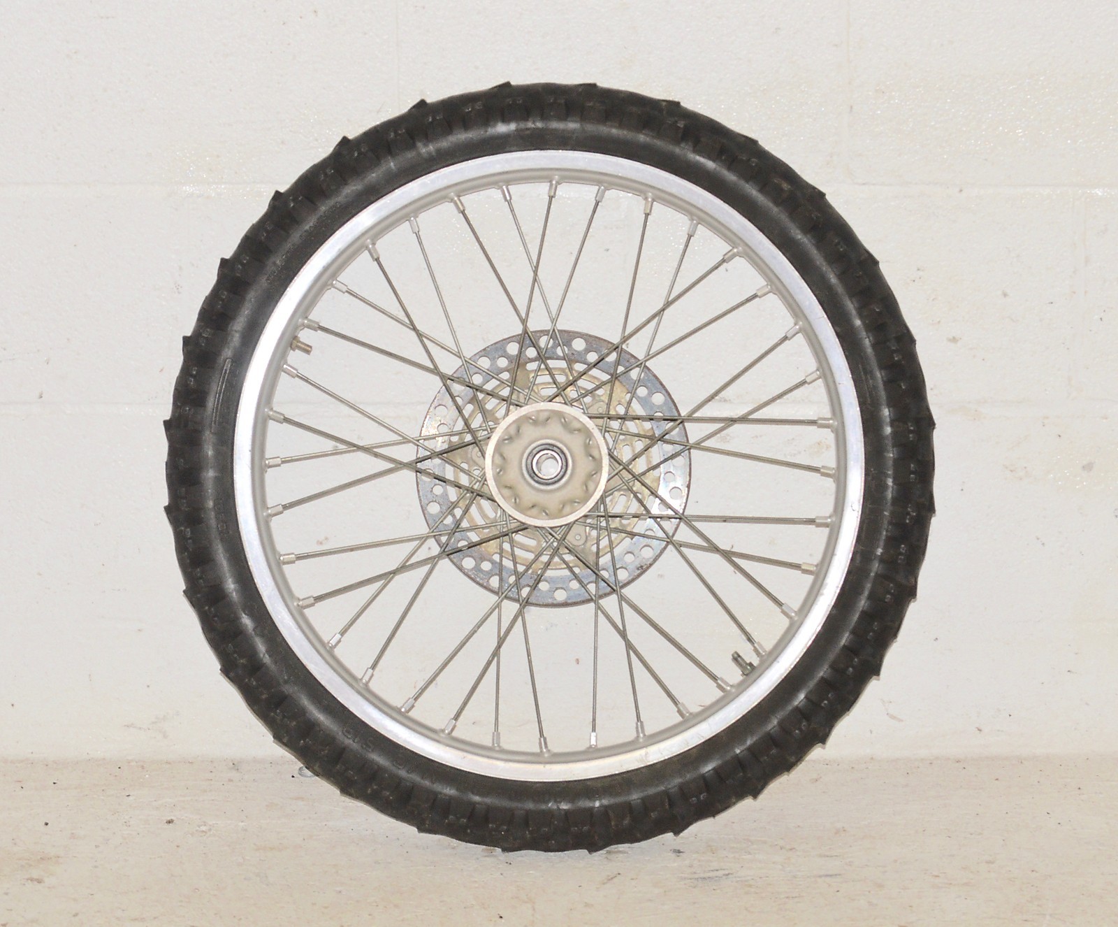 19992001 Suzuki RM250 RM125 RM Engine Motor Front Wheel Hub Tire Rim