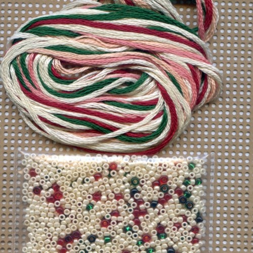 Curly Ho Ho Bead Christmas Ornament Kit Mill Hill 2004 Winter Holiday - Picture 3 of 3