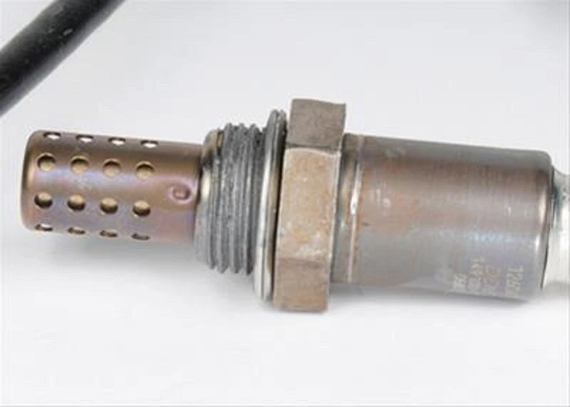 Sensor de oxigênio O2 OEM GM PARA 2006 Chevy TRAILBLAZER SSR V8 / GMC ENVOY DENALI V8 - Imagem 3 de 3