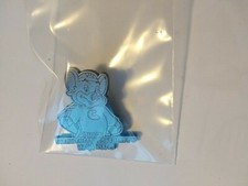 Rare Chuck E Cheese I MADE EVERY GUEST LEAVE HAPPY IN Q4 2009 Pin New In Bag
