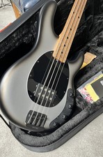 Musicman Stingray Special - 5 months old 