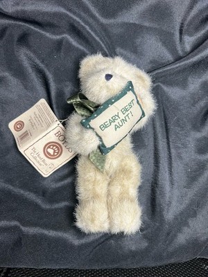 Boyds Aunt Bea The Head Bean Collection Plush Bear Beige w/ Pillow Bow Tag