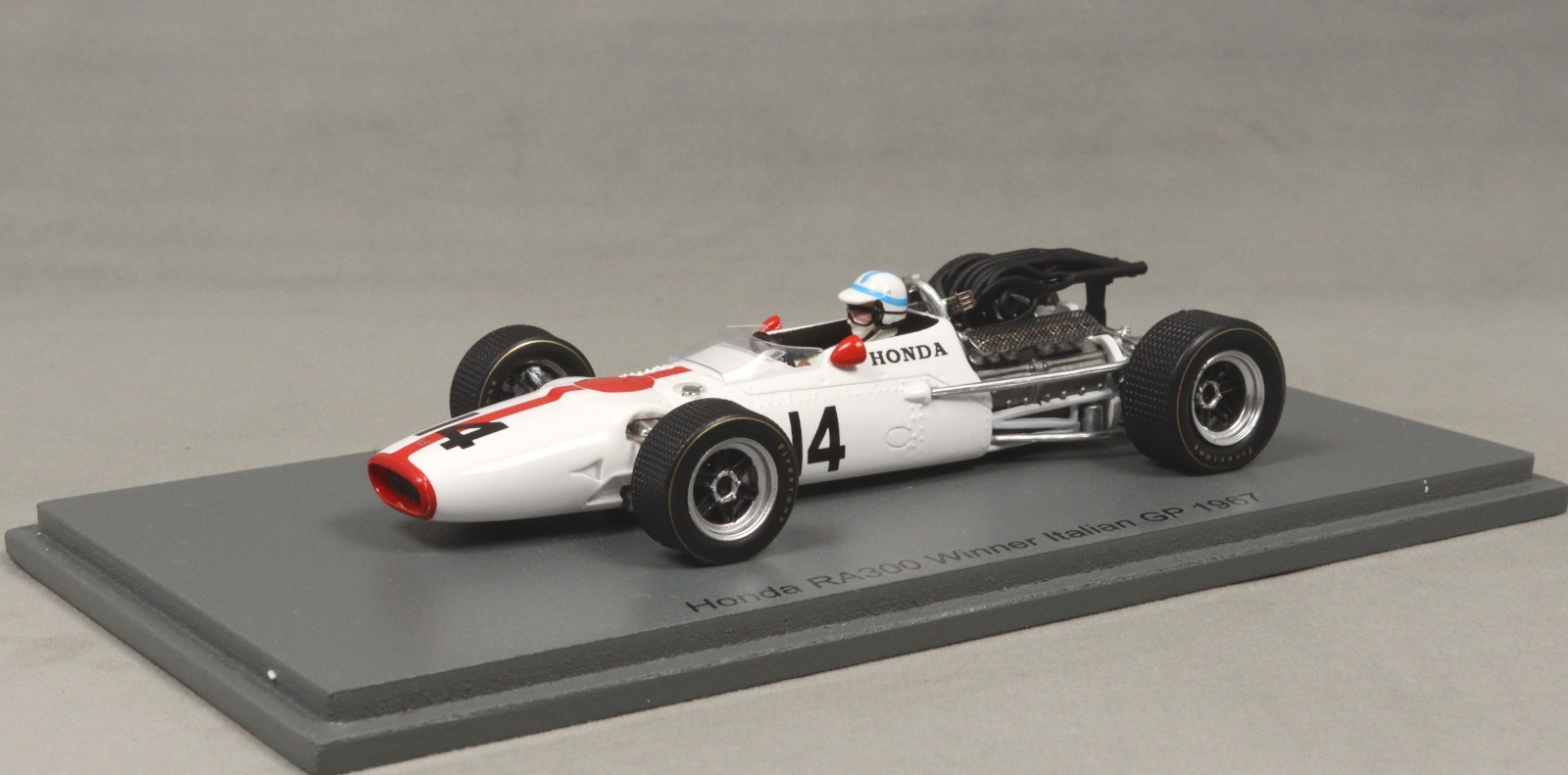 Spark Honda RA300 Winner 1967 Italian Grand Prix John Surtees S6223 1/43 NEW