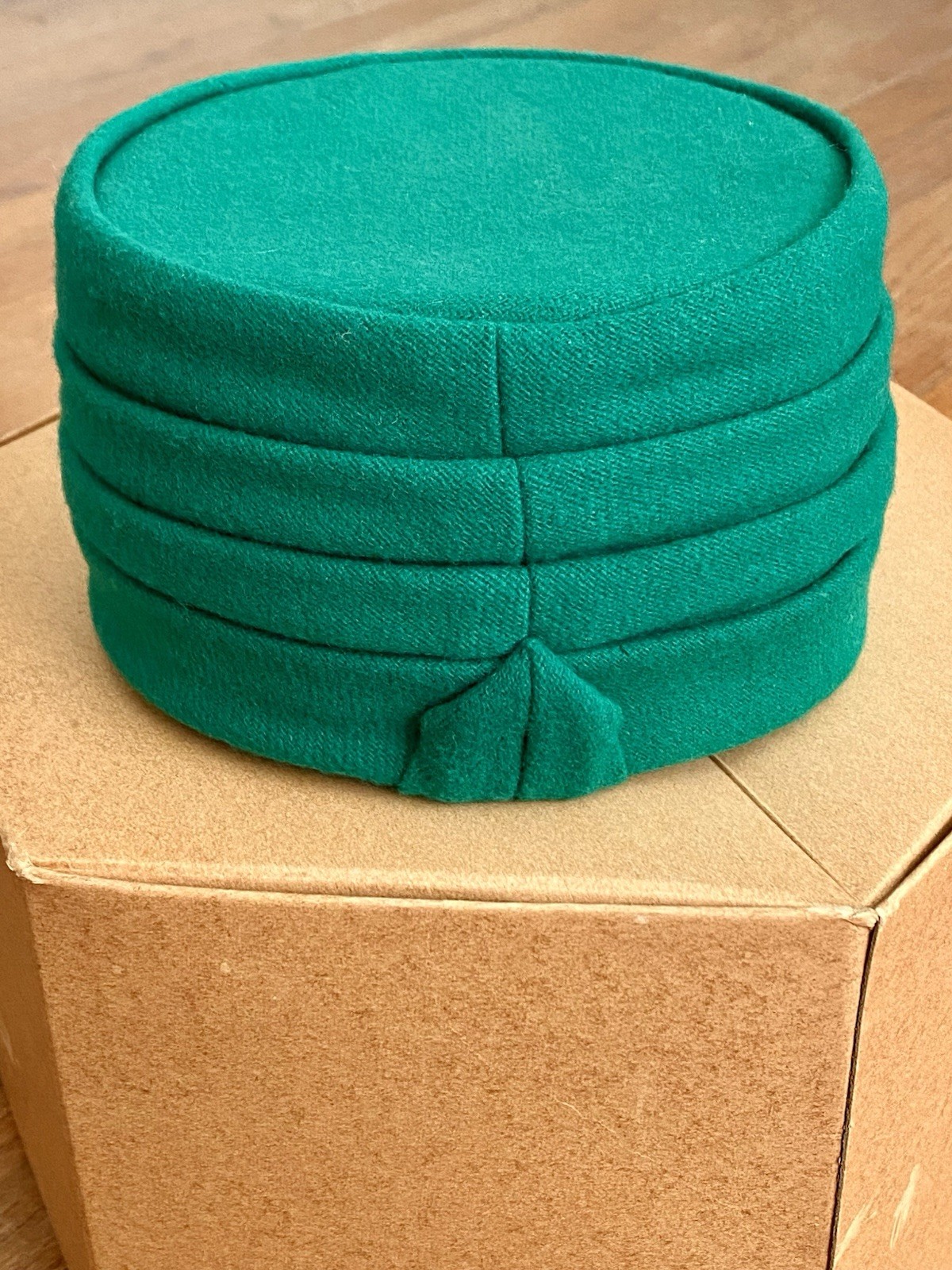 Green Wool - image 6