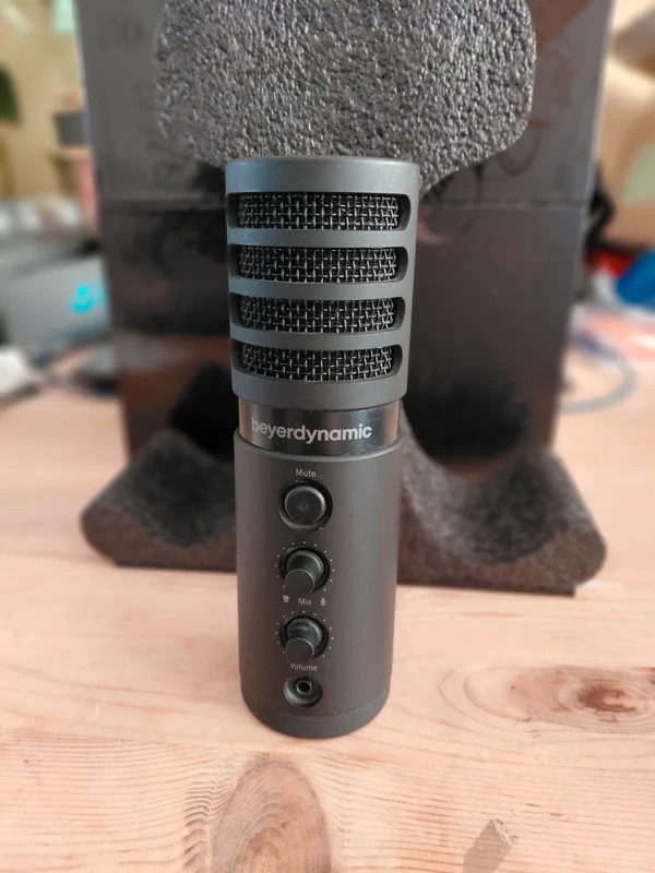Beyerdynamic FOX Professional USB Condenser Microphone
