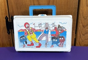 McDonalds 1987 Vintage Regional Character Plastic Happy meal Lunch Box
