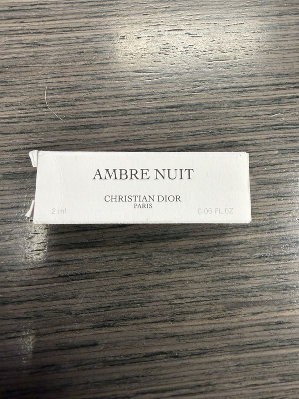 Christian Dior Ambre Nuit Collection Privee EDP Parfum sample spray 2ml NIB