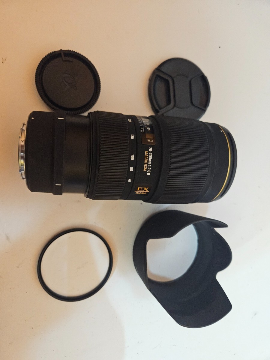 Sigma 70–200mm f/2.8 II Macro Lens – Sony A-Mount, Hood, Filter