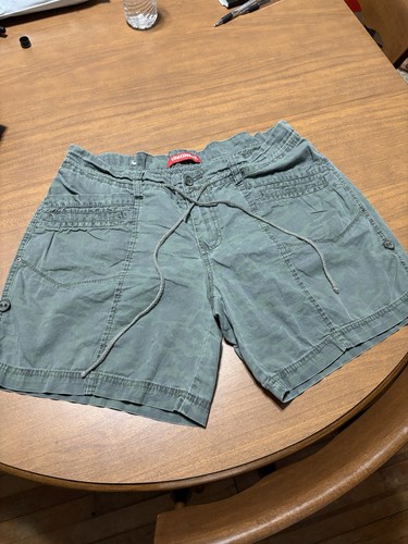 Unionbay Shorts Camo Green Size 15 Drawstring - Picture 2 of 5
