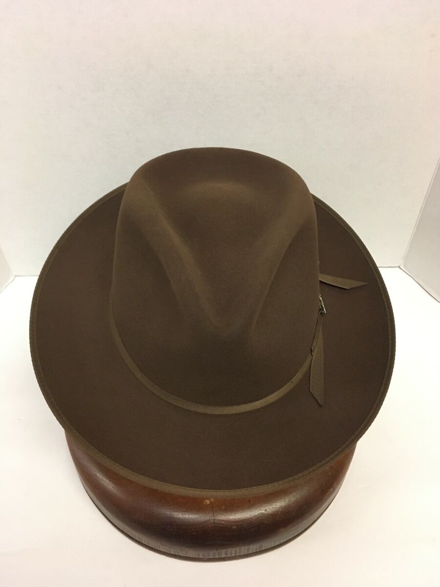 Stetson® Stratoliner Fedora Walnut Felt Hat With Free Hat Stetson® Stratoliner Fedora Walnut Felt Hat With Free Hat
