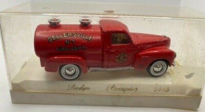 VINTAGE SOLIDO DODGE POMPIER 4416 SELLERSVILLE FIRE TRUCK DIECAST