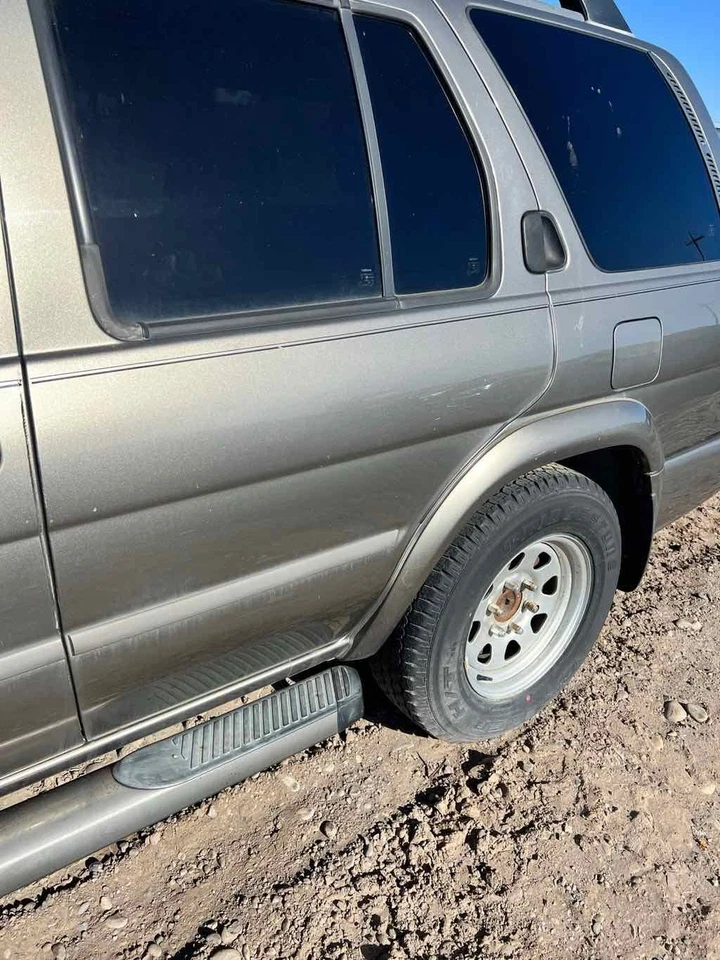 Conjunto de filtro de aire usado se adapta a: Nissan Pathfinder 2004 6 cilindros 3,5 grado A Foto 4 de 4