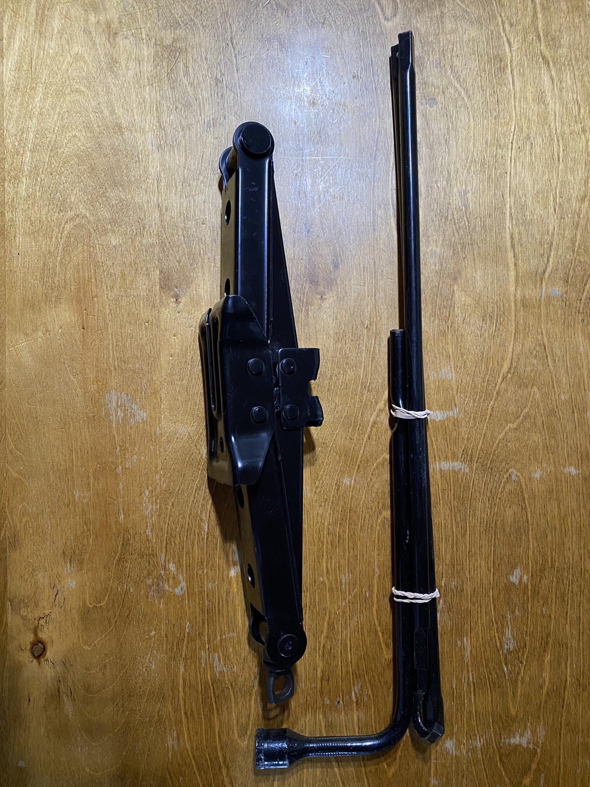 Jeep Wrangler JK Scissor Jack with Lug Wrench and Extensions eBay