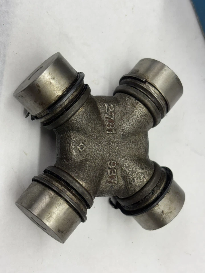 NOS Mopar 7290 Large Universal Joint DETRIOT w/ Special Retaining Clips u Strap - Image 2 of 2