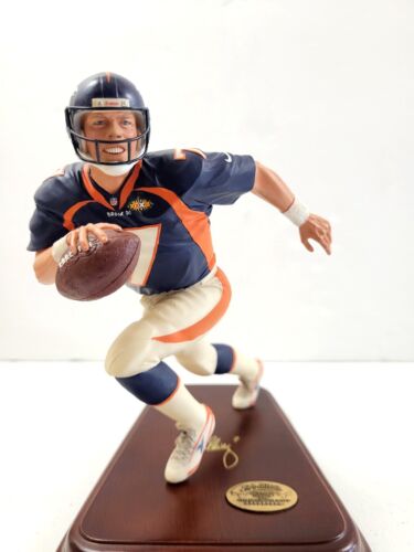 Danbury Mint Denver Bronos John Elway Figurine - Picture 2 of 10