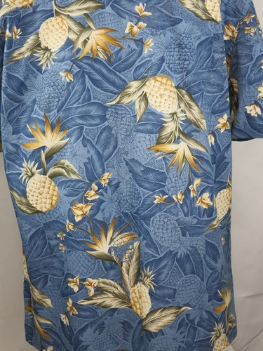 Men's Island Shore Hawaiian Shirt Size M Blue Grays Pineapple SS Button Fr EUC - Picture 6 of 8