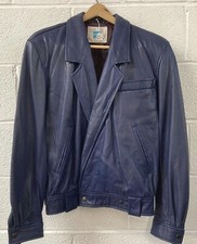 Chaqueta Corta de Cuero Tannery West Años 80 90 Med 44 Pecho Azul Púrpura Mod Hip Hop