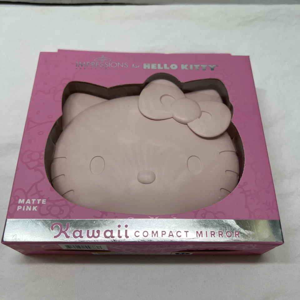 New Hello Kitty Kawaii compact LED Lighting Magnifying mirror Matte Pink - Image 2 of 4