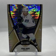 U.D Allure 2025-26 Vince Dunn Seattle Kraken #92 Gold Glitter Bomb 51/ 199