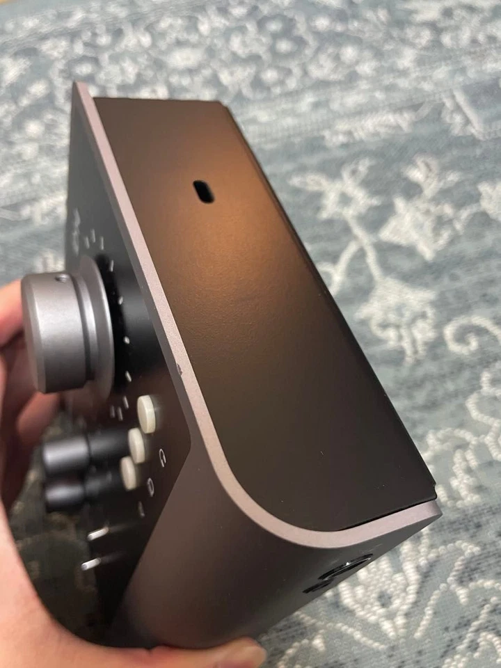 Audient ID14 USB Audio Interface Mic Preamp Cables & Box TESTED from JAPAN - Image 3 of 4