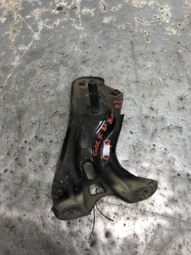 Volkswagen Golf V 2007 Vorne links Halterung Kotflügel 1K5821137BILI APU23649