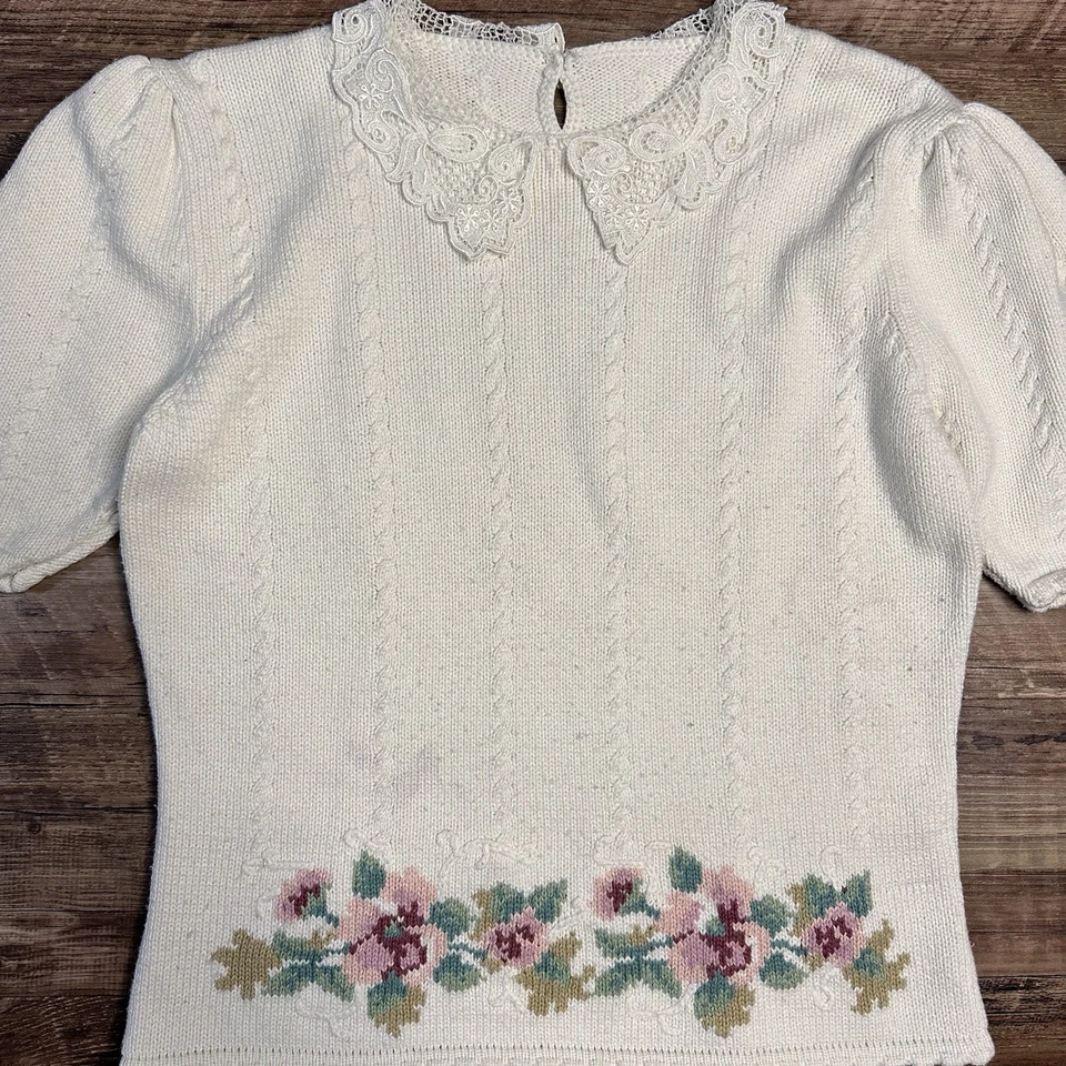 Vintage Lace White Top Floral Short Sleeve Knit Sweater - Image 2 of 4
