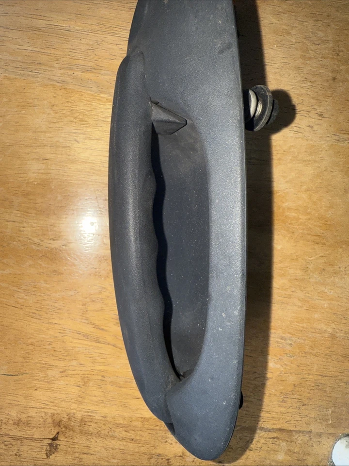 Manija de puerta exterior delantera izquierda Dodge Caravan 1996-1999 SR-6713-GR #A28 Foto 2 de 4