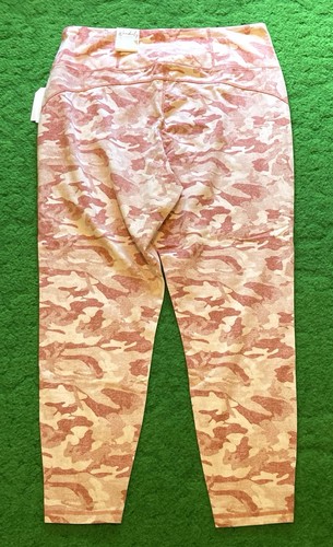 Wonderly Studio Womens Pink Camo Yummy Soft Leggings Sz XL NWT - Picture 4 of 4