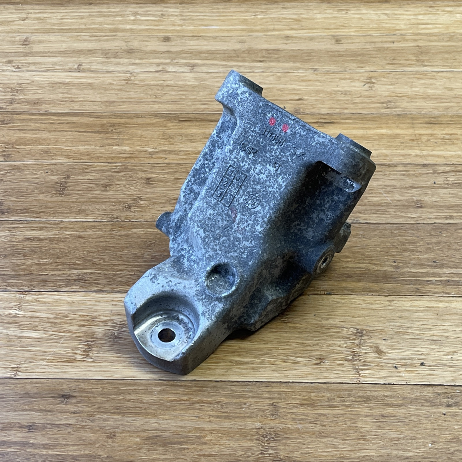 2015-2018 Ferrari California T Left Engine Arm Motor Mount OEM Bracket Support