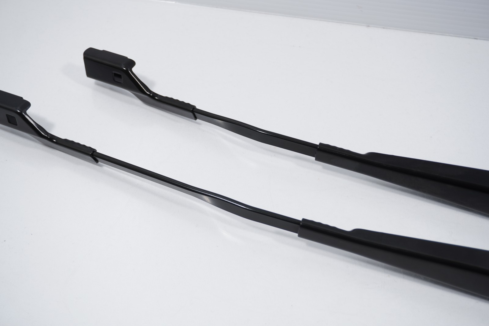 17-23 AUDI R8 WINDSHIELD WIPER ARMS PAIR SET LEFT RIGHT