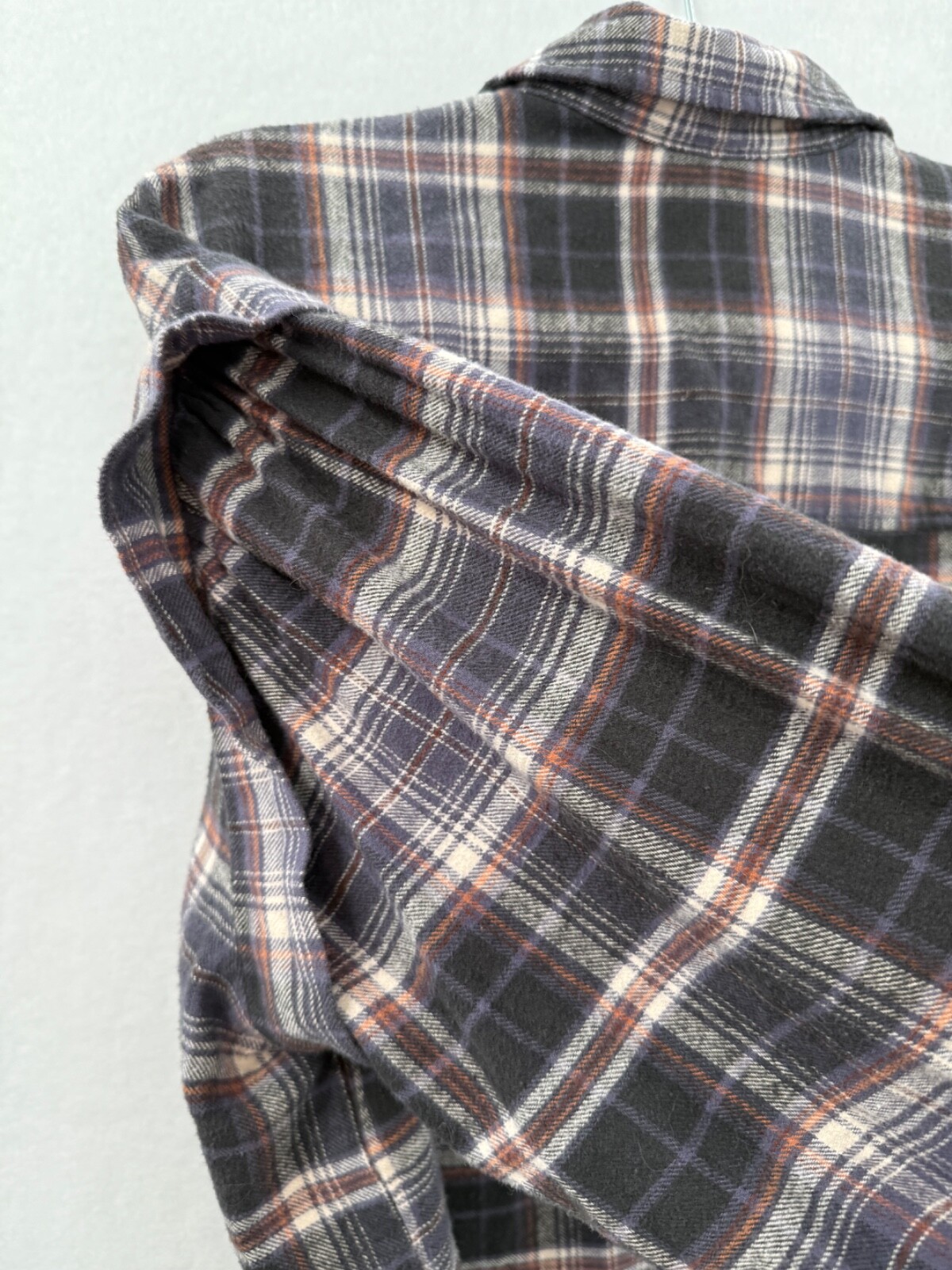 Universal Thread Flannel Button Up TOP Cropped Ru… - image 11