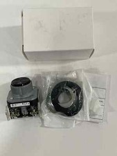 New-Allen Bradley 800T-A2D5 30mm Momentary Push Button Black Flush Head