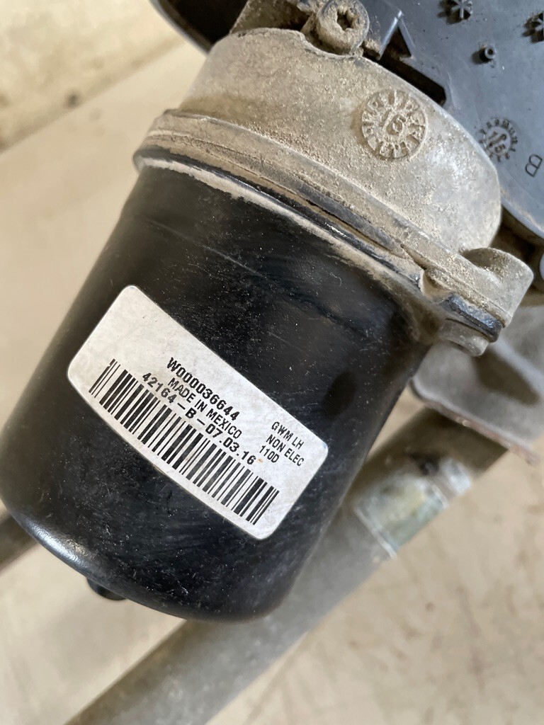 和　LC-32W5 LENOX 1/2-in Quick Change Steel Hole Saw Arbor LXAH9912PBM at