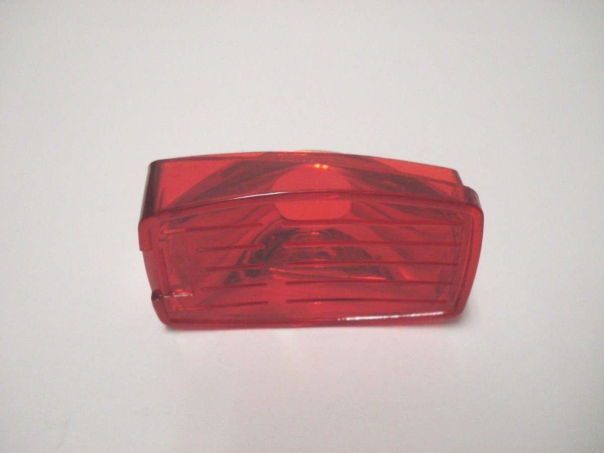 Feu Arrière Vélo Vintage SOUBITEZ – Années 70-80 – NOS (Neuf Ancien Stock)