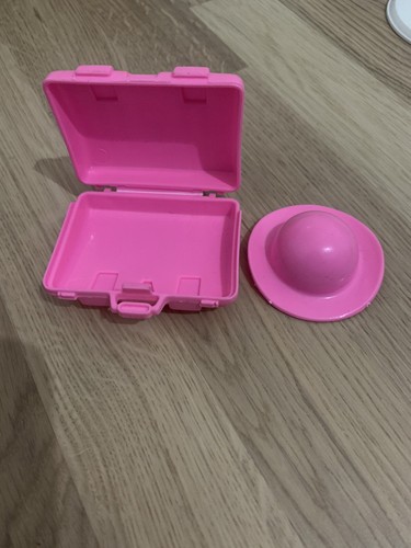 Barbie Stacie Valigia Cappello Mattel Pink - Foto 2 di 4