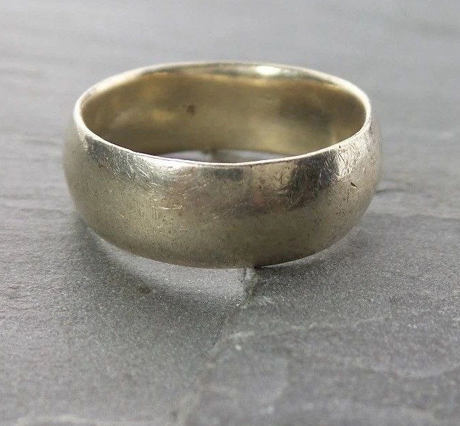 Silver ring round clearance