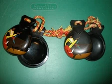Lot of 2 Pairs Vitage Plastic Finger Castanets Instrument Hand Painted (T66)