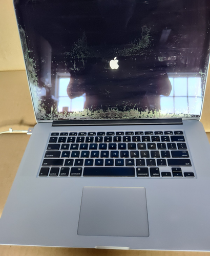 2015 MacBook Pro A1398 15.4" intel i7 512GB, 16GB RAM - Service Batt (A2587) - Picture 2 of 22