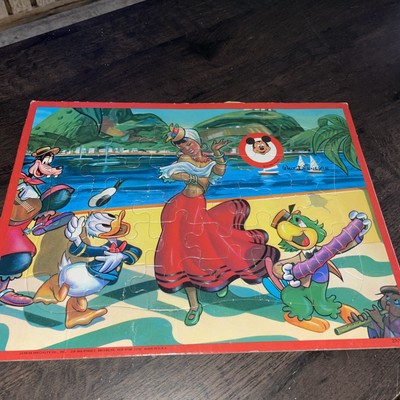 50's or 60's DISNEY MICKEY MOUSE CLUB PUZZLE BY JAYMAR with Donald