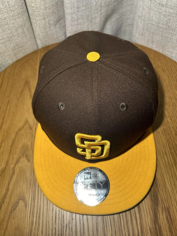 San Diego Padres New Era Juvenil 9Fifty MLB Retro Snapback Sombrero Marrón Amarillo Foto 3 de 4