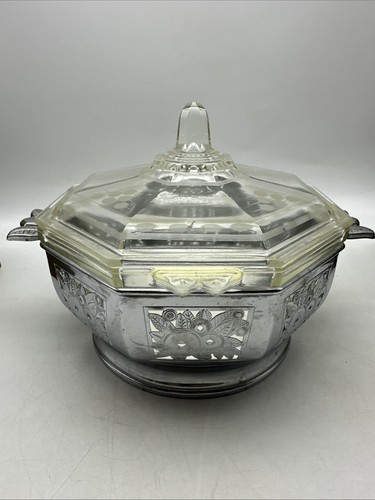 Rare- Antique Pyrex Octagon 1 quart Covered Casserole with Farberware Caddy. - Picture 4 of 9