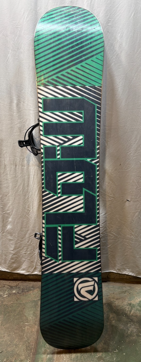 FLOW MERC 156cm EZ Rock Camber All-Mountain Snowboard FLOW 5 L/XL
