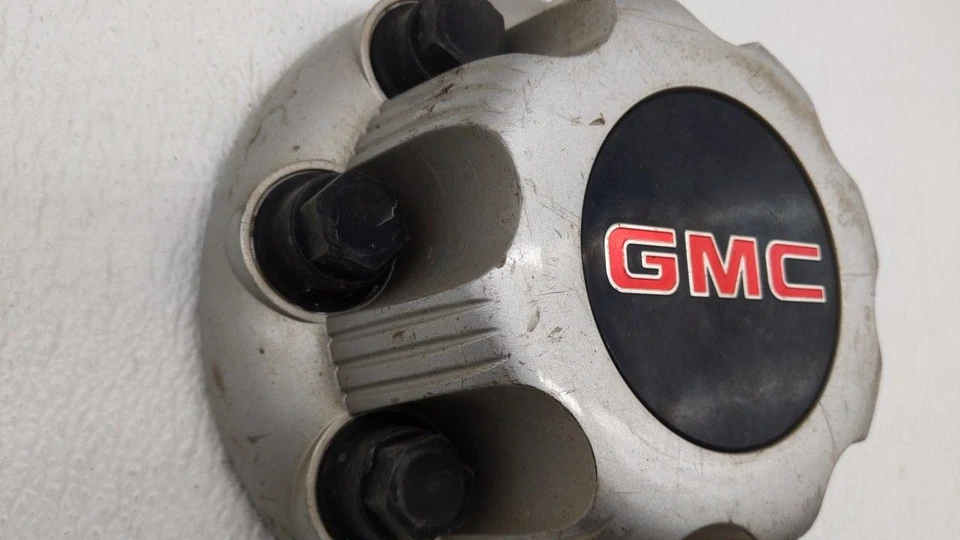 2004 Chevrolet Silverado 2500 Rim Wheel Center Cap Y4B2I - Image 3 of 4