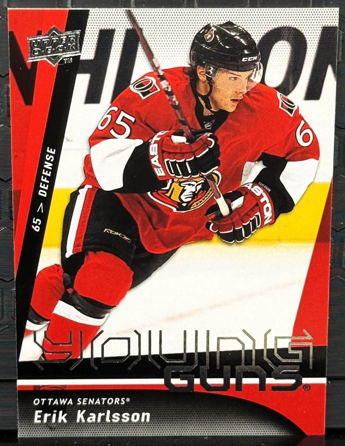 2009-10 Upper Deck Hockey #210 Erik Karlsson Young Guns Rookie - Ottawa